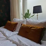 Rauhallinen Kaksio Urpolassa Lejlighed *