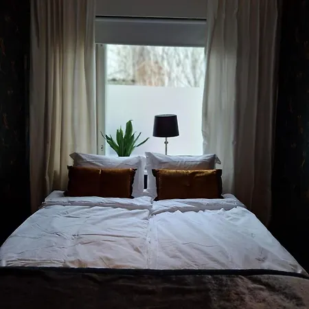 Rauhallinen Kaksio Urpolassa Apartmán