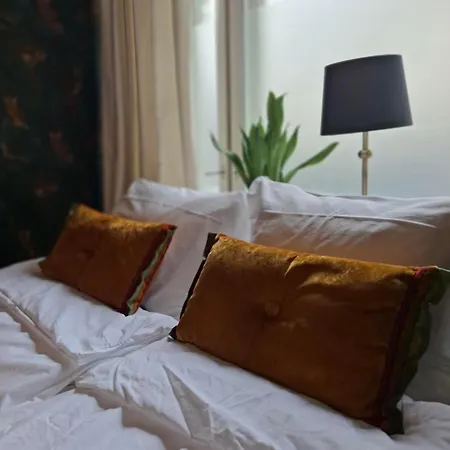 Rauhallinen Kaksio Urpolassa Apartment *