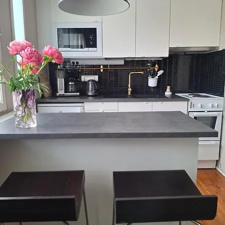 Lägenhet Rauhallinen Kaksio Urpolassa *