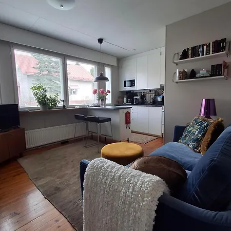 Rauhallinen Kaksio Urpolassa *